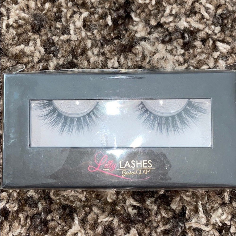 Lashes